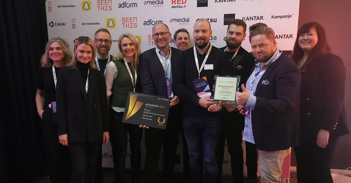 En stolt gjeng under dagens prestisjetunge prisutdeling; Medieprisen 2021