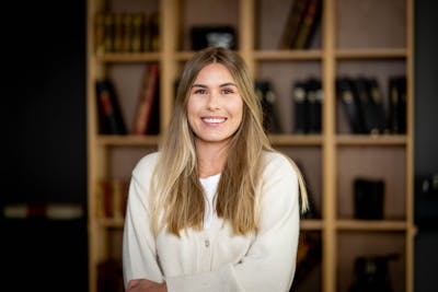 Rebecca Wohl